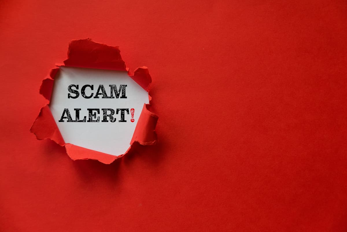 Instagram Scam Messages How To Avoid Them & Protect Yourself
